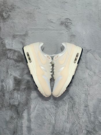 Basket Nike Air Max 1 crème - Taille 41