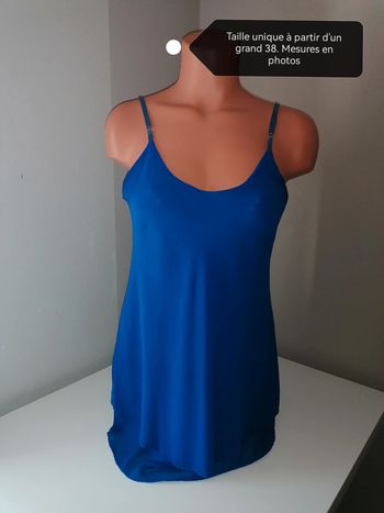 Débardeur bleu TU mesures en photos