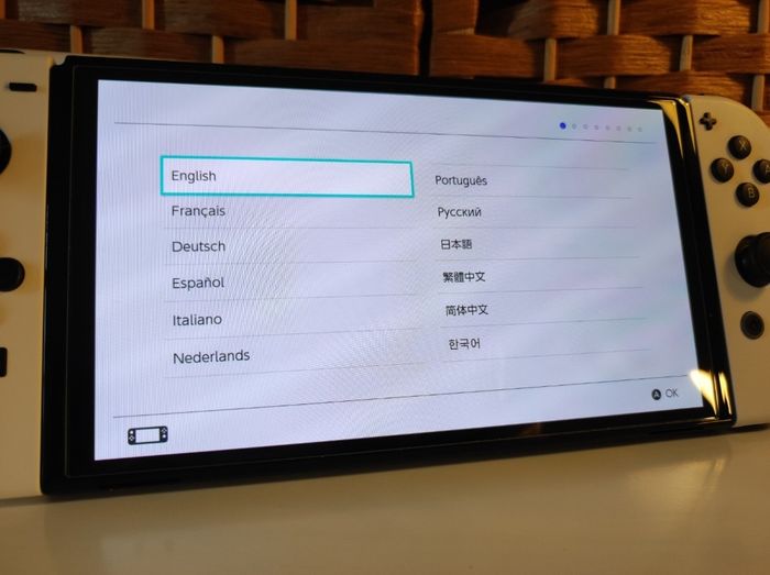 Console Nintendo Switch OLED Blanc 64Go + 2 Jeux + Sacoche + Carte Micro SD - photo numéro 6