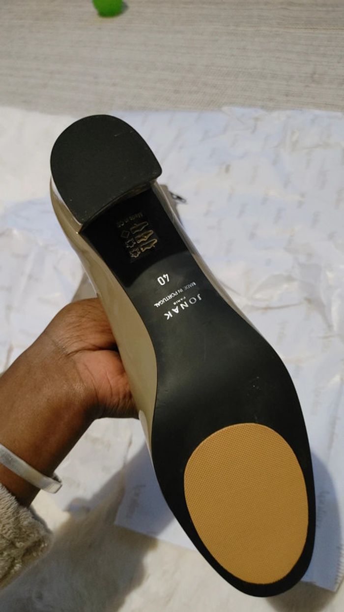 Bottines en cuir 100 % Jonak couleur kaki très bon état - photo numéro 10