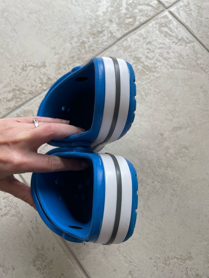 Crocs taille 34 - photo numéro 3