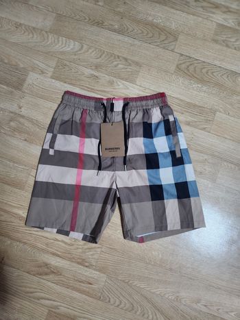 Short Burberry