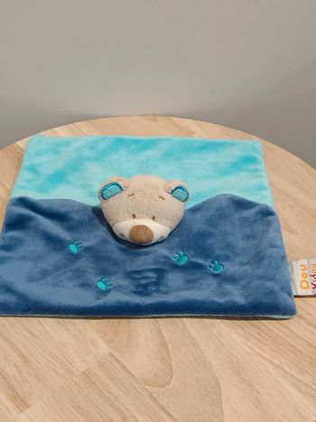 Doudou ours bleu doukidou