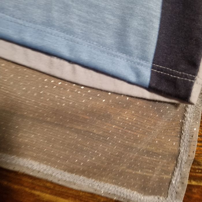 haut Disney LA REINE DES NEIGES taille 4 ans 🎁 neuf - photo numéro 2