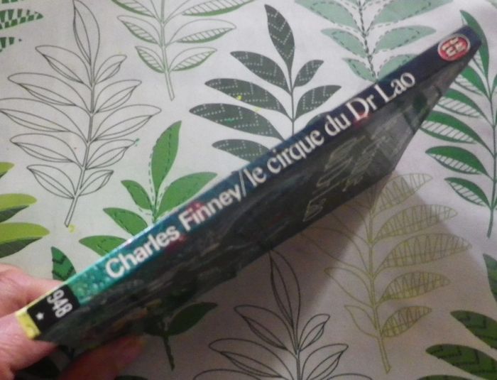 Le cirque du Dr Lao de Charles Finney Ed. J'ai Lu Science-Fiction - photo numéro 3