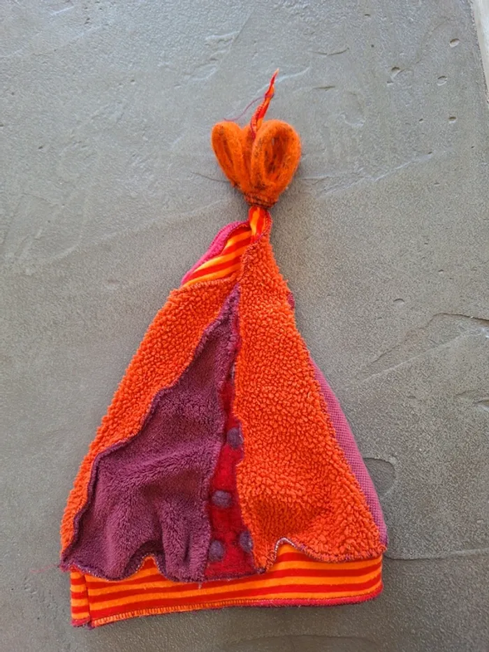 Bonnet - photo numéro 2