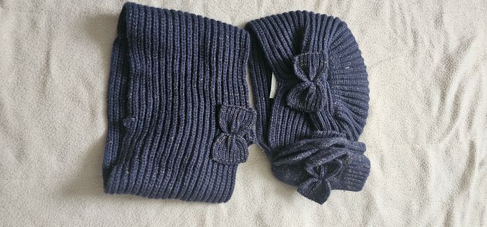 Lot bonnet snood et moufles neuf - photo numéro 2