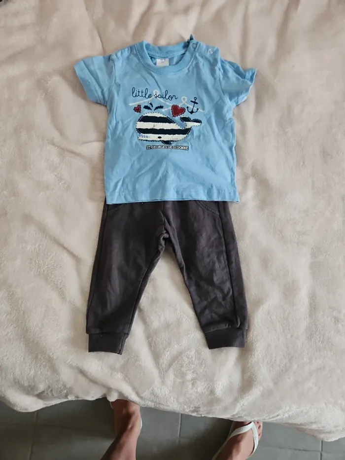 Ensemble jogging Tee-shirt 6 mois