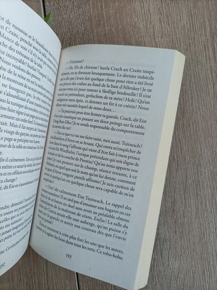 Livre Le Sorceleur n° 1 Le dernier vœu The Witcher - photo numéro 5