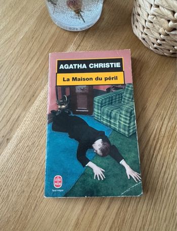 Livre Agatha Christie La maison du peril