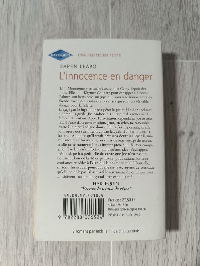 Livre Harlequin amours d'aujourd'hui - photo numéro 2