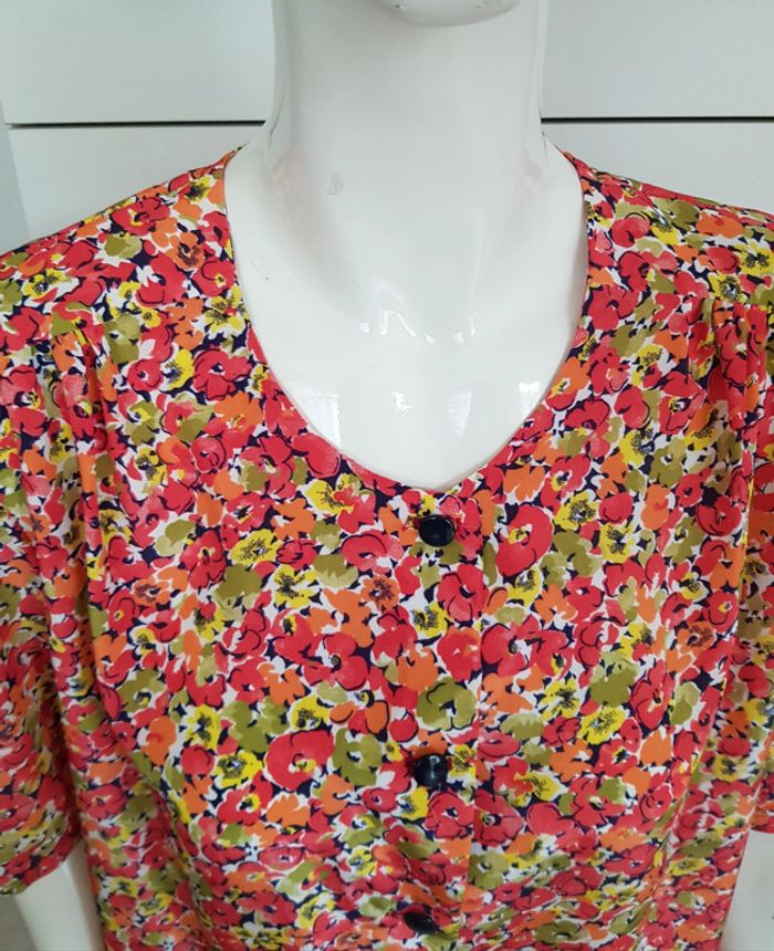 Blouse fleurie asymétrique, made in France 🇨🇵 - photo numéro 3