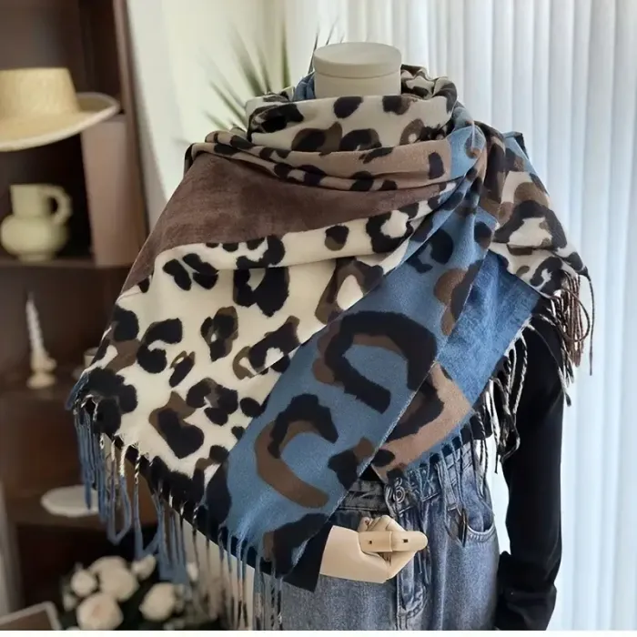 Foulard Rectangulaire Rose Pour Femme, En Polyester, Neuf Avec étiquettes