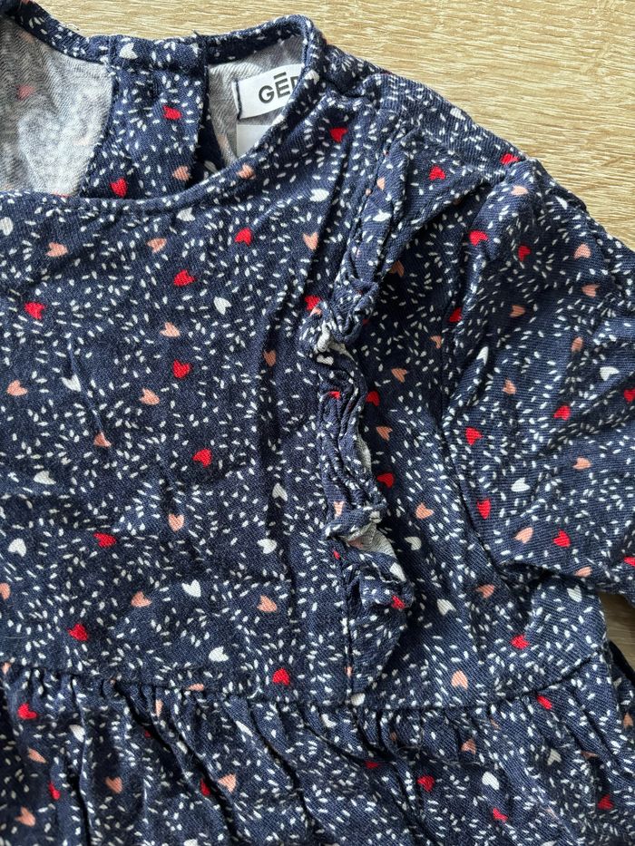 Blouse bleu cœurs GEMO t.18m - photo numéro 2