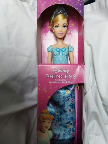 Poupée Disney Cendrillon