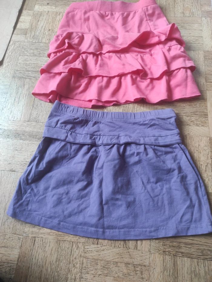 Lot 2 jupes 5 ans - photo numéro 4