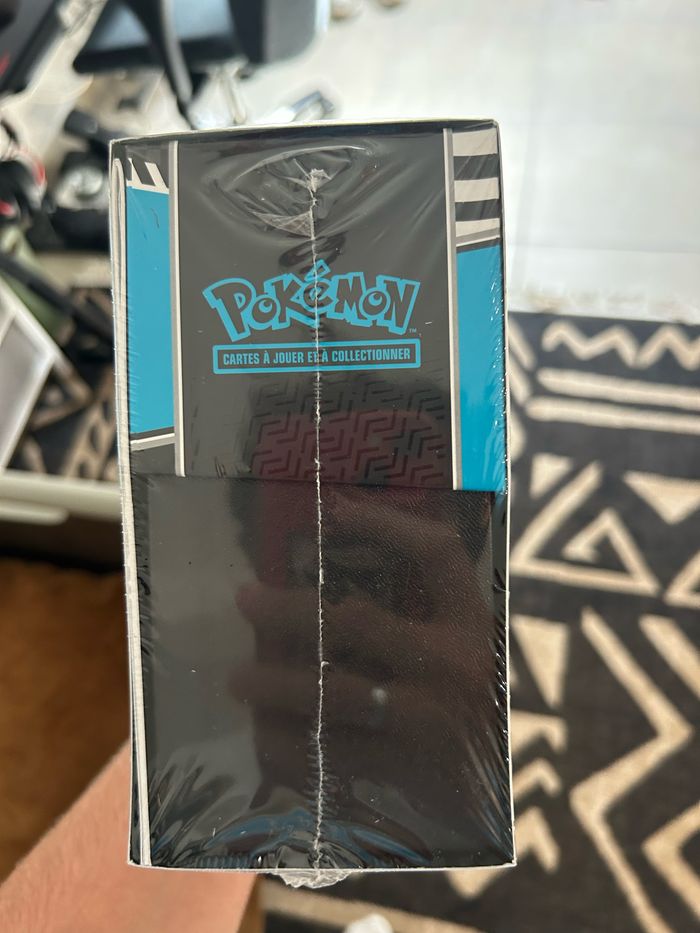 ETB Pokémon ev 10,5 foudre noire - photo numéro 4