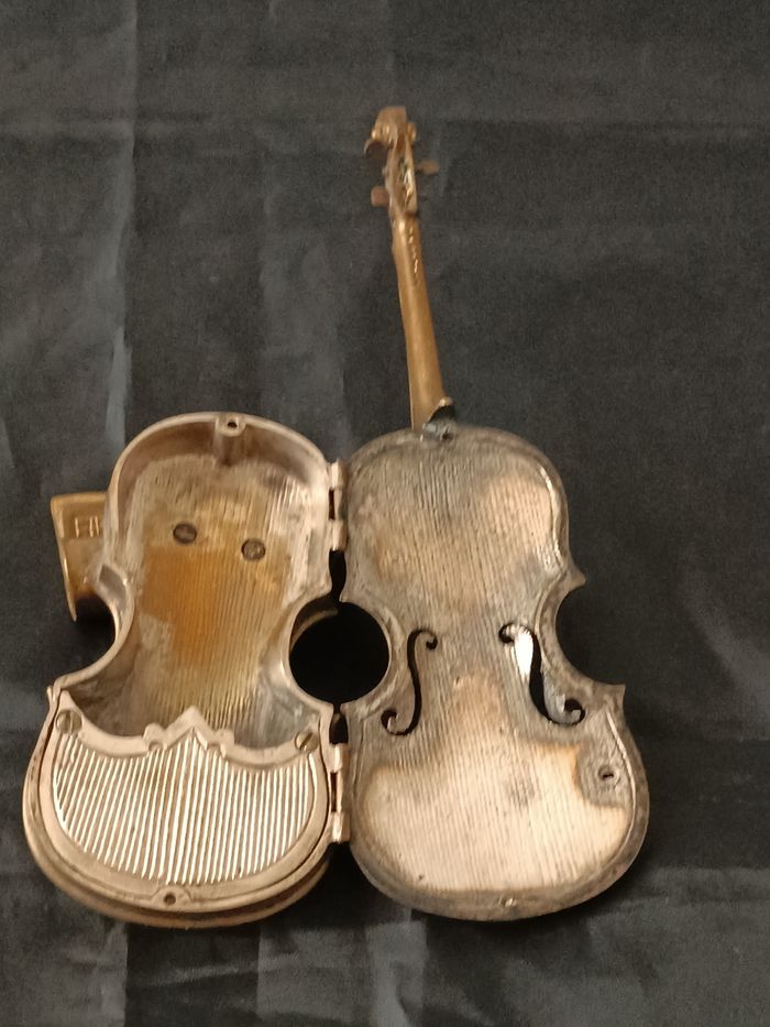 Ancienne boite violon bronze - photo numéro 7