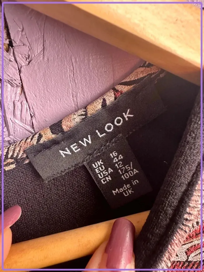 Robe noire New Look à fleurs - Taille 44 - photo numéro 2