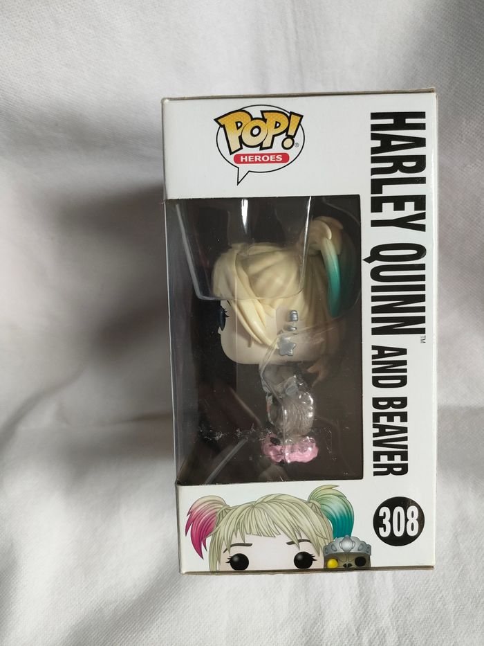 Funko Pop! Birds of Prey – Harley Quinn with Beaver (#308) - photo numéro 2