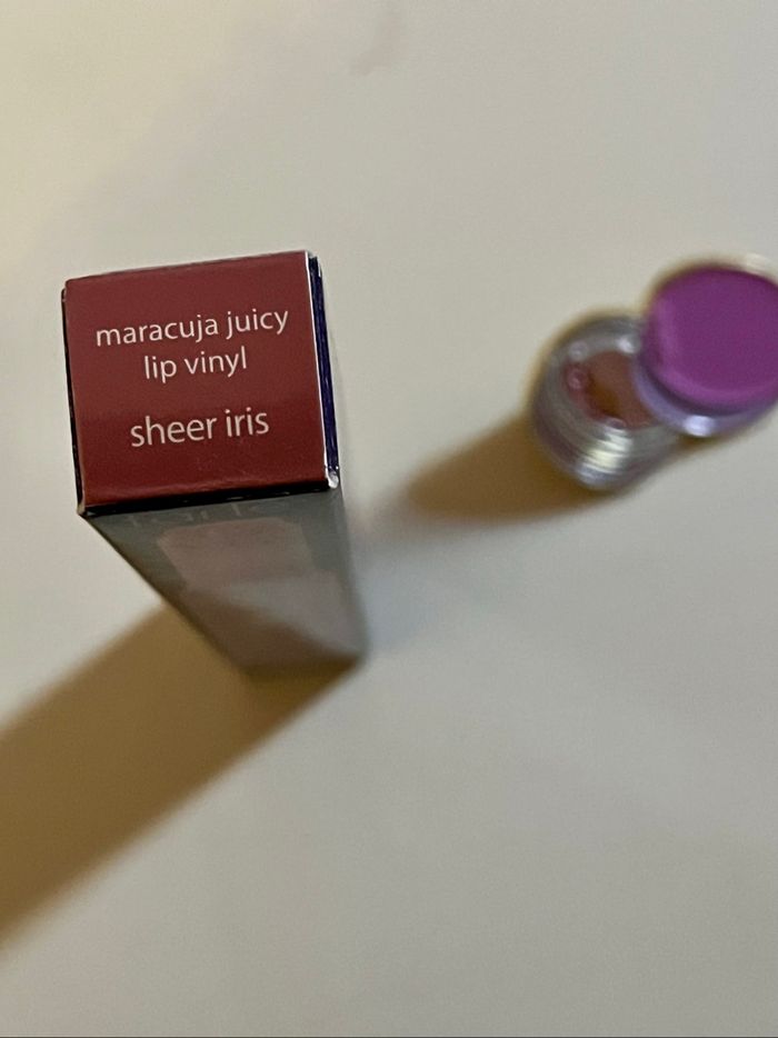 maracuja juicy lip vinyl tarte neuf (valeur 26,50€) - photo numéro 2