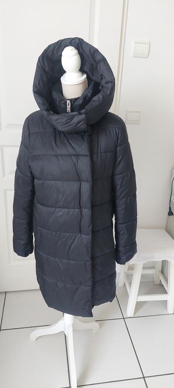 Doudoune a capuche très
chaude Stradivarius Taille M