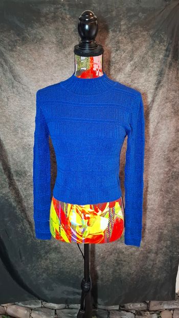 Pull bleu électrique paillettes esprit