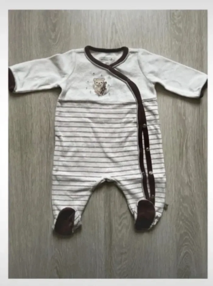 Lot de 2 pyjamas en velours 3 mois - photo numéro 2