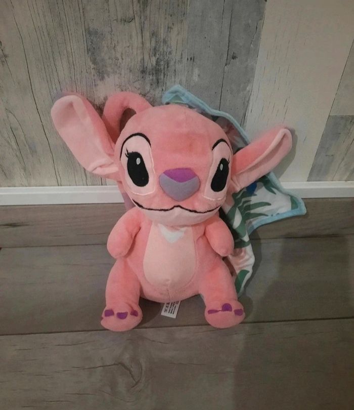 Peluche stitch angel