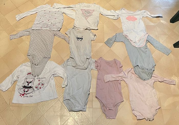 Lots vêtements fillette 18 mois
