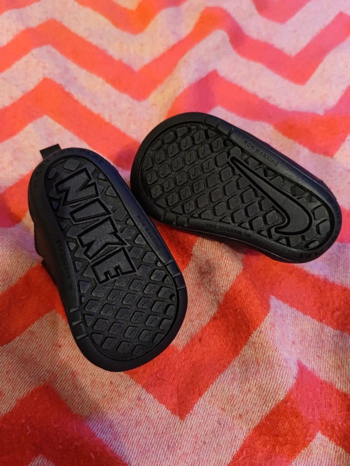 Baskets Nike Pico 5 noire T.17 - photo numéro 4