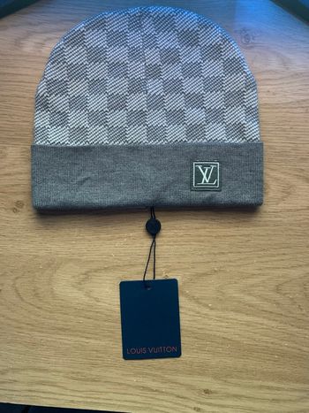 Bonnet lv 1:1