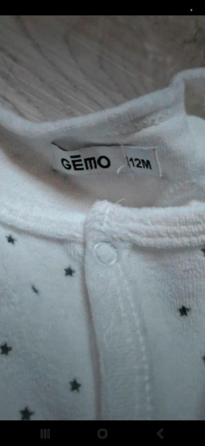 Lot de pyjamas ouverture avant Gémo 12mois 👻 - photo numéro 3