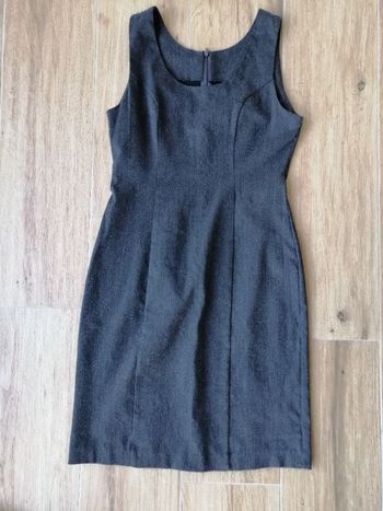Robe anthracite en bon état