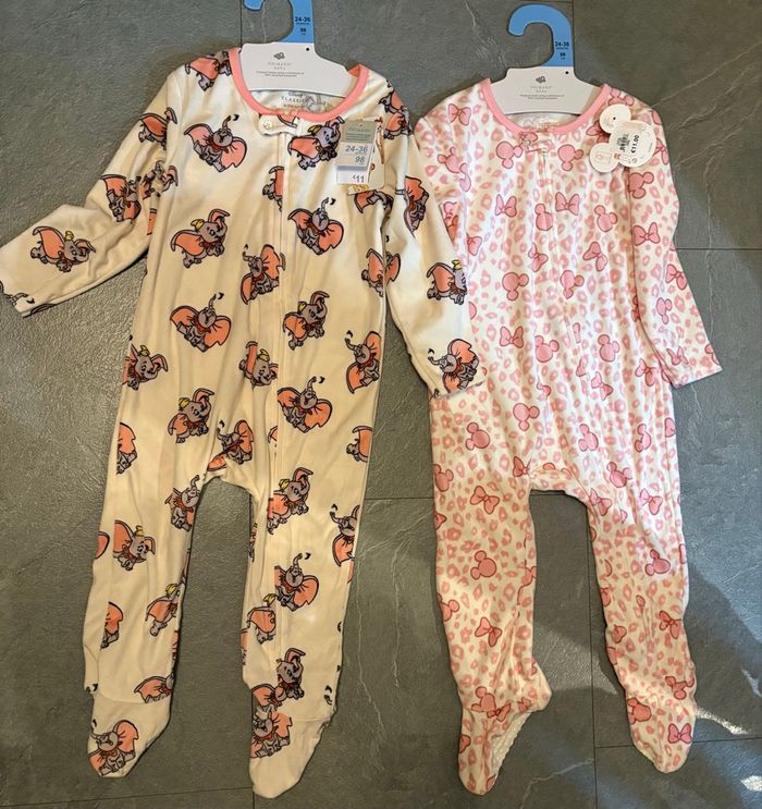 Lot de 2 pyjamas taille 24/36 mois soit 98cm neuf