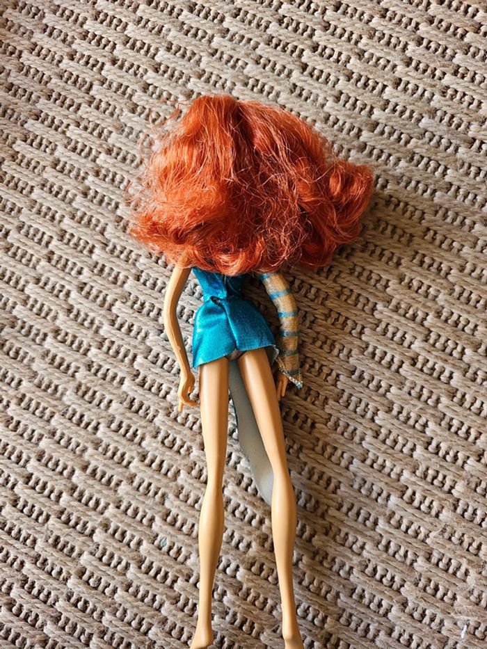 Poupée winx - photo numéro 8