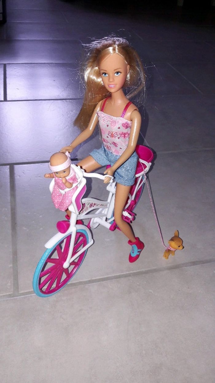 Steffi promenade velo et son chien - photo numéro 2