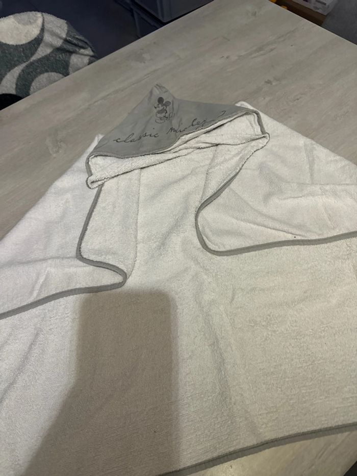 Cape de bain Disney sauthon Classic Mickey