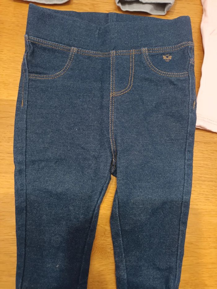 Lot de 3 pantalons 6 et 9 mois - photo numéro 5