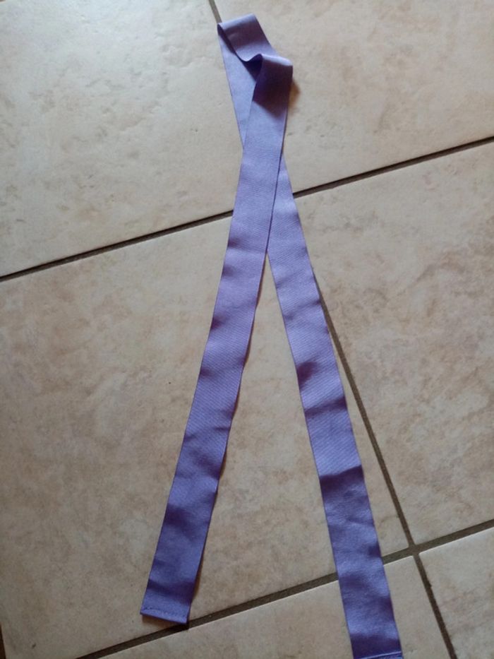 Ceinture ou ruban violet
