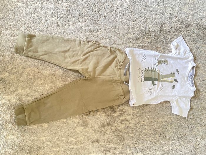 Lot de 8 ensembles Bebe 2 ans - photo numéro 3