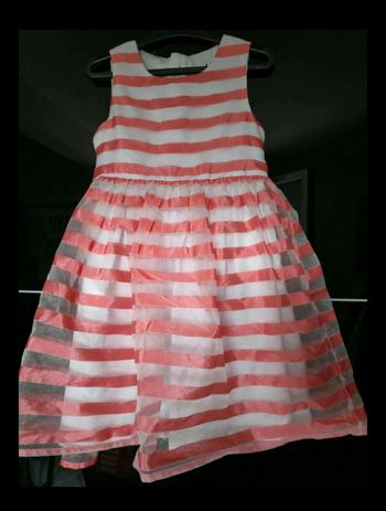 Robe cérémonie 4 ou 5 ans