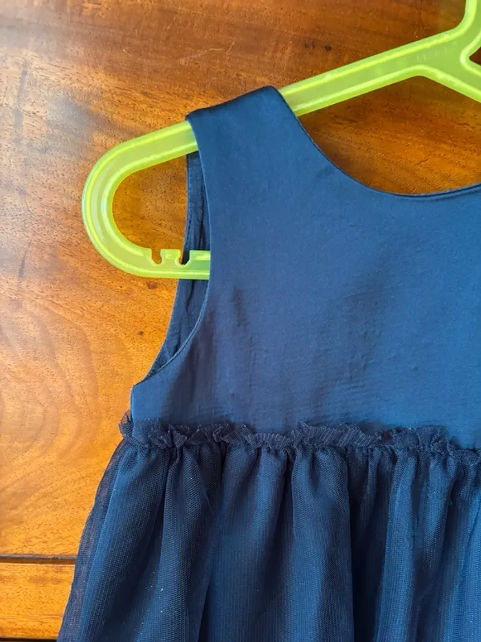 Robe de fêtes Vertbaudet 5 ans parfait état - photo numéro 4