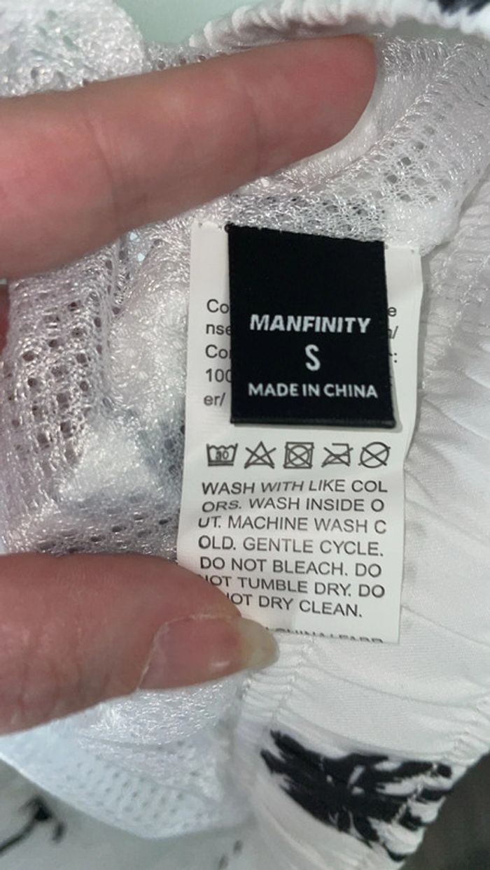 Short de bain Manfinity - Neuf - Taille S - Palmiers tropicaux - photo numéro 2