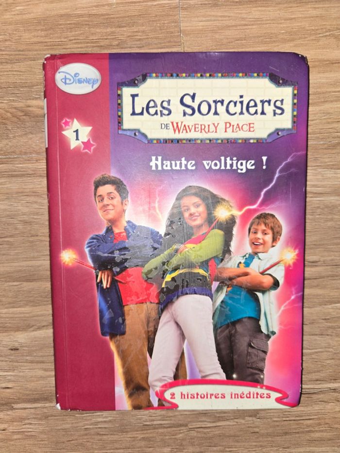 Livre "Les sorciers de Waverly Place Haute voltige"