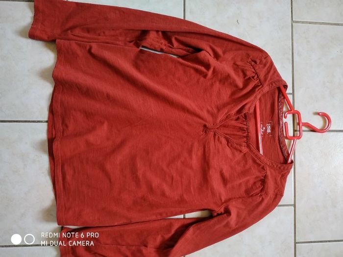 Tee shirt