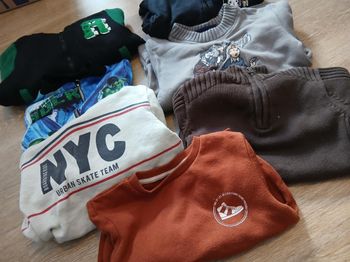 Pull  veste 4 ans 