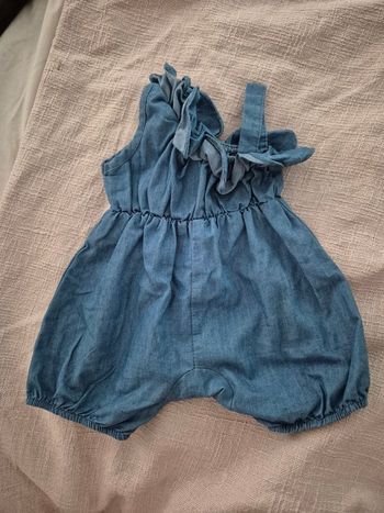 Combinaison short  bebe 0-3 mois