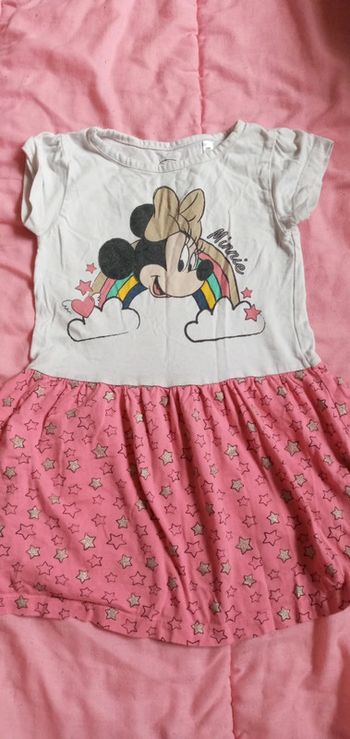 Robe Disney Minnie taille 4 ans