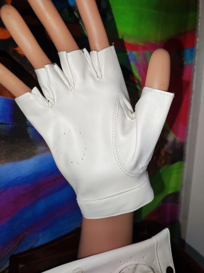 Paire de mitaine simili cuir (PU) Blanches TU - photo numéro 2